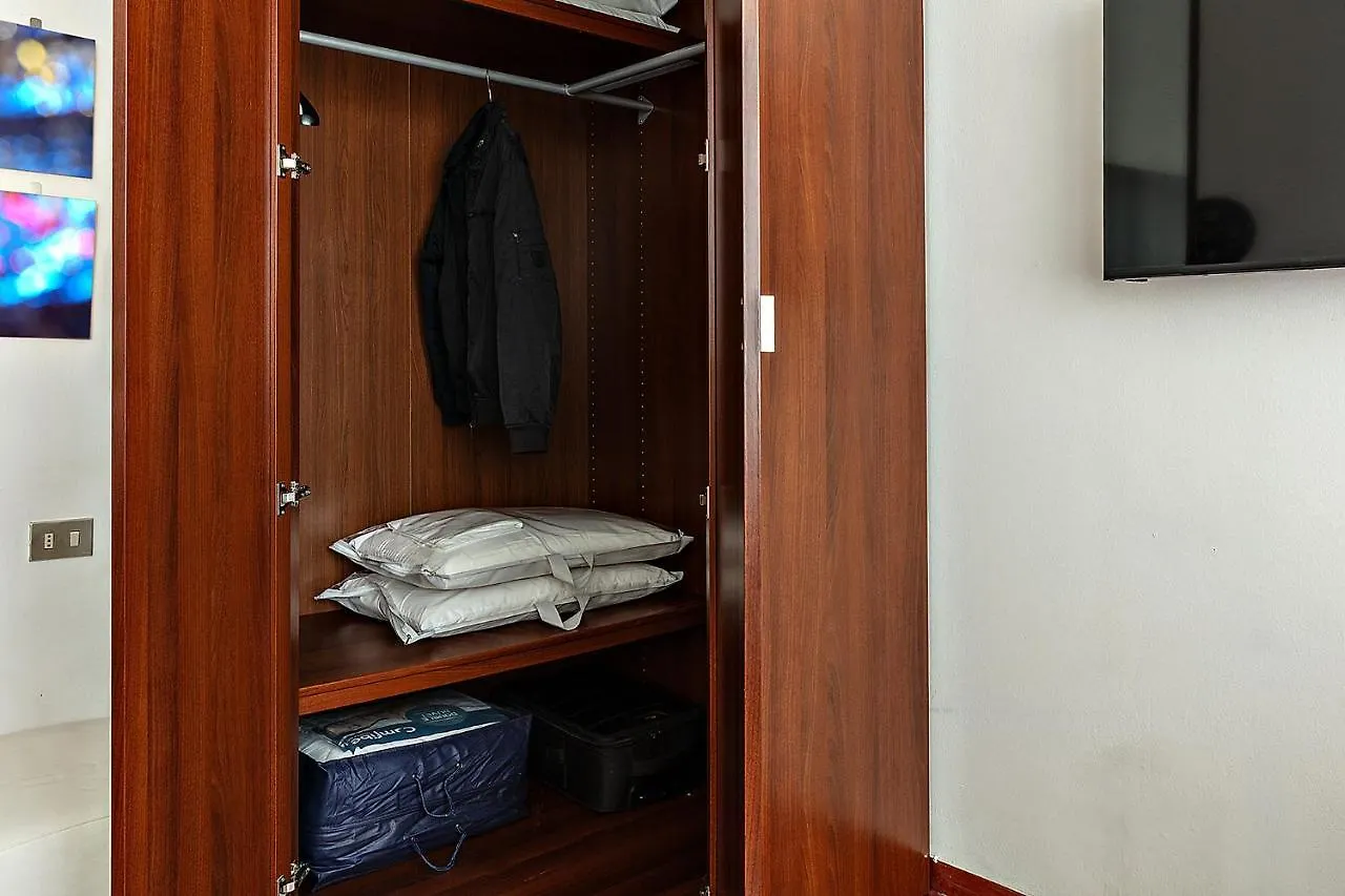 Apartamento Dehomes - Porta Nuova Business Studios Milán Italia